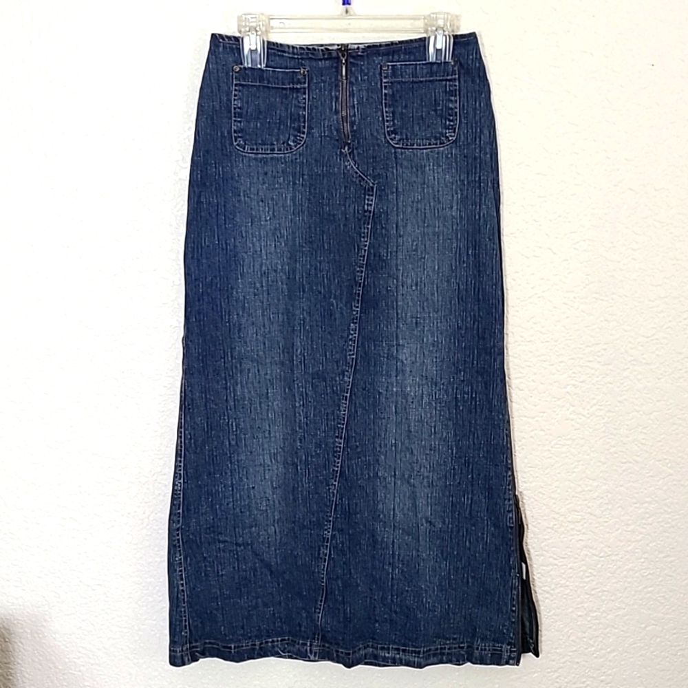 Single denim maxi skirt, size 10.